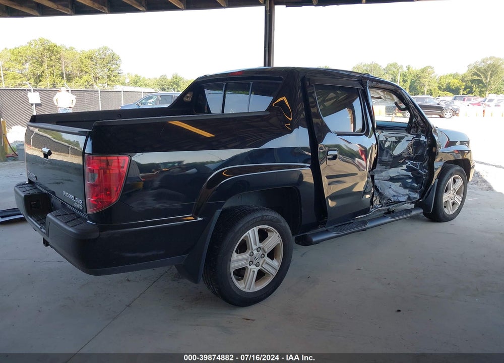 2011 HONDA RIDGELINE RTL VIN: 5FPYK1F56BB002546