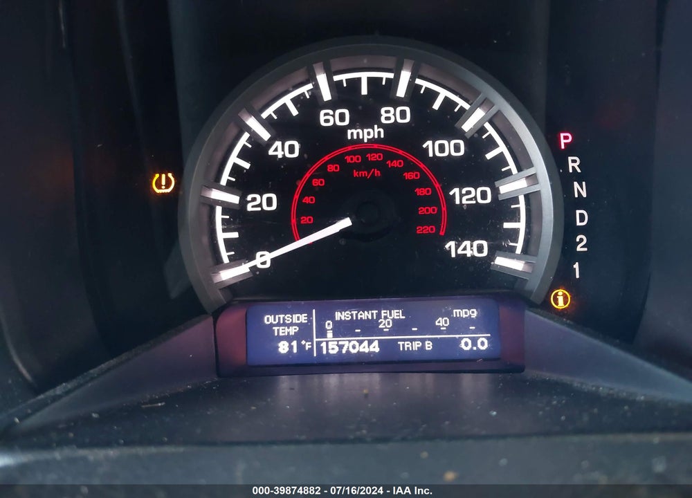 2011 HONDA RIDGELINE RTL VIN: 5FPYK1F56BB002546
