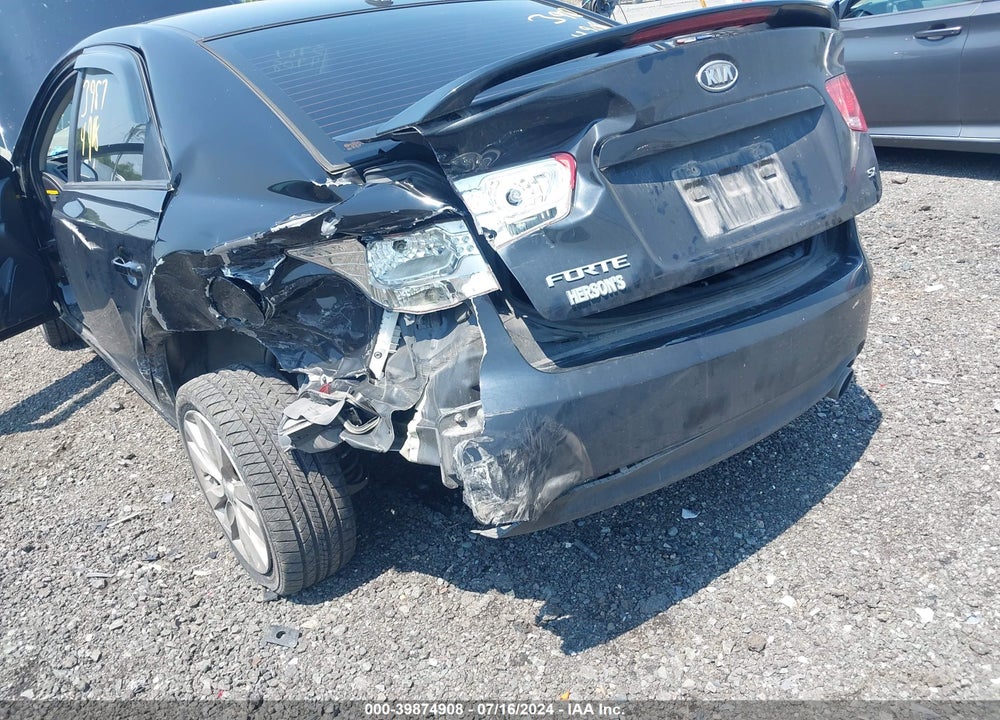 2010 KIA FORTE SX VIN: KNAFW4A30A5229921
