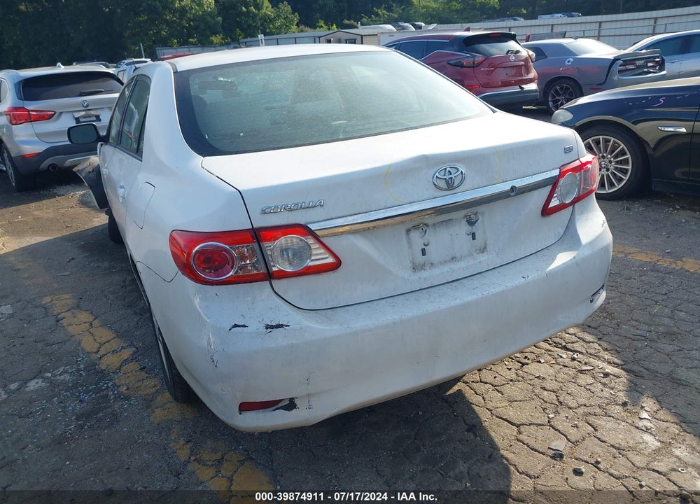2011 TOYOTA COROLLA LE VIN: 2T1BU4EE8BC635601