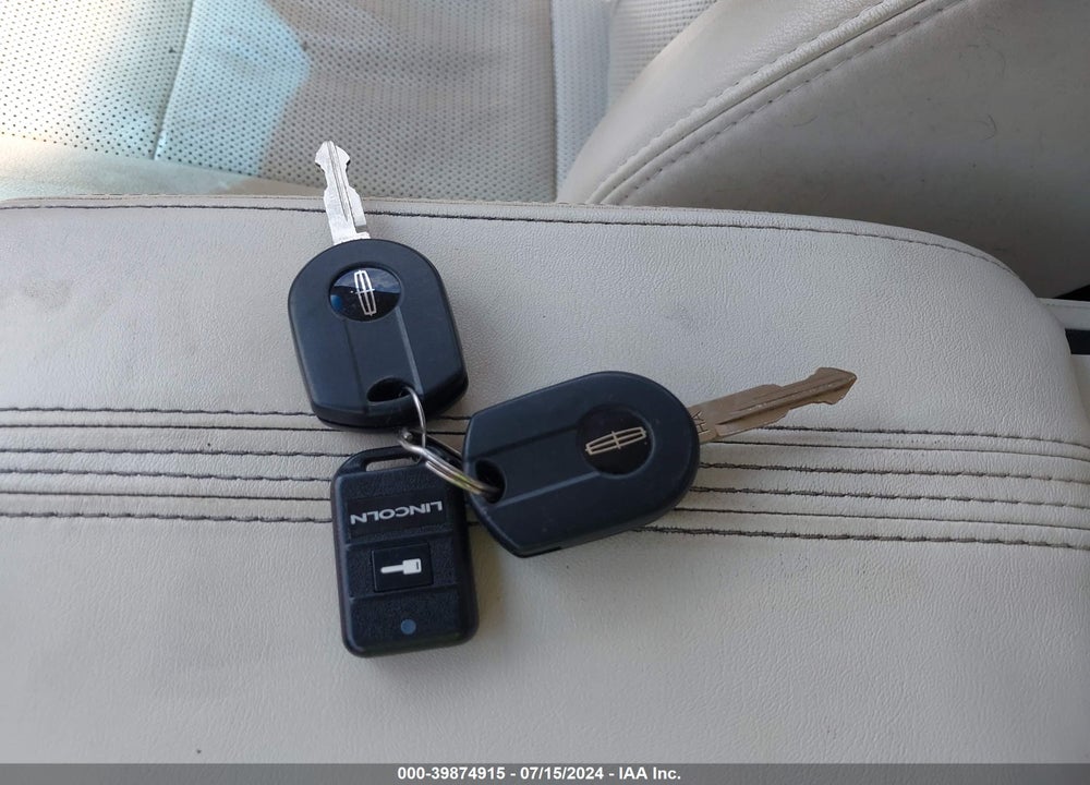 2012 LINCOLN MKZ HYBRID VIN: 3LNDL2L35CR820262