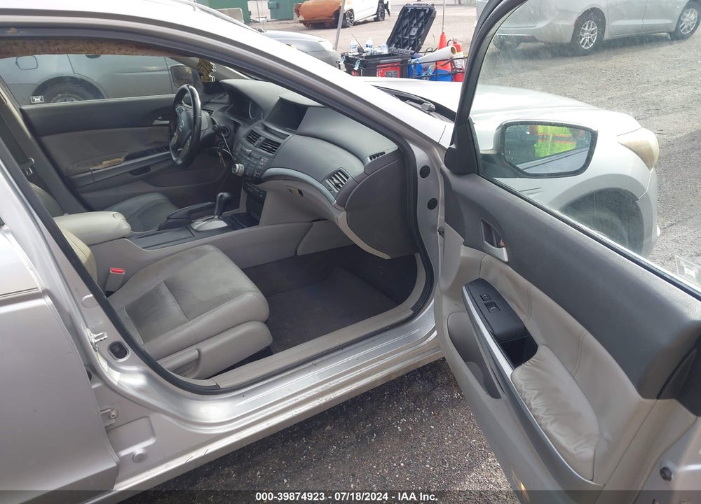 2010 HONDA ACCORD SDN 2.4 EX-L/EX-L VIN: 1HGCP2F82AA131574