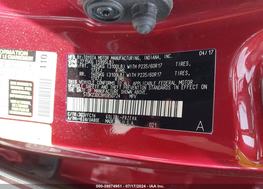 2017 TOYOTA SIENNA LE 8 PASSENGER VIN: 5TDKZ3DC9HS850724