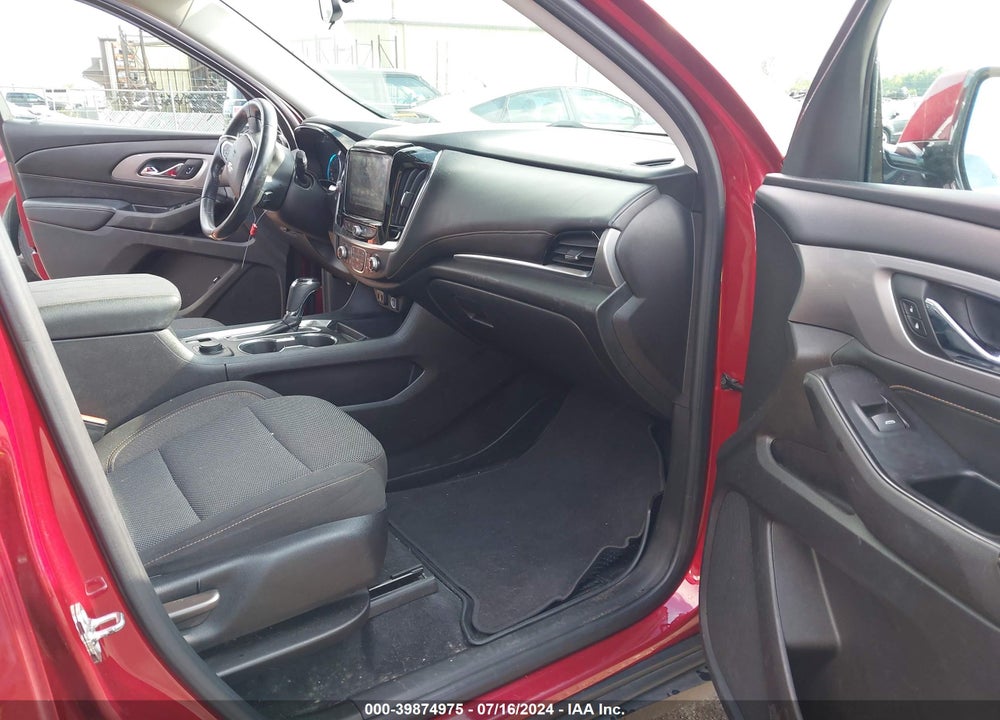 2018 CHEVROLET TRAVERSE 1LT VIN: 1GNERGKW2JJ120293