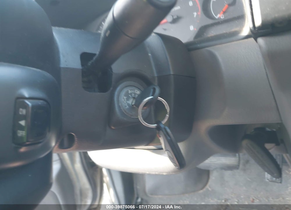 2001 NISSAN XTERRA XE-V6 VIN: 5N1ED28T41C553685