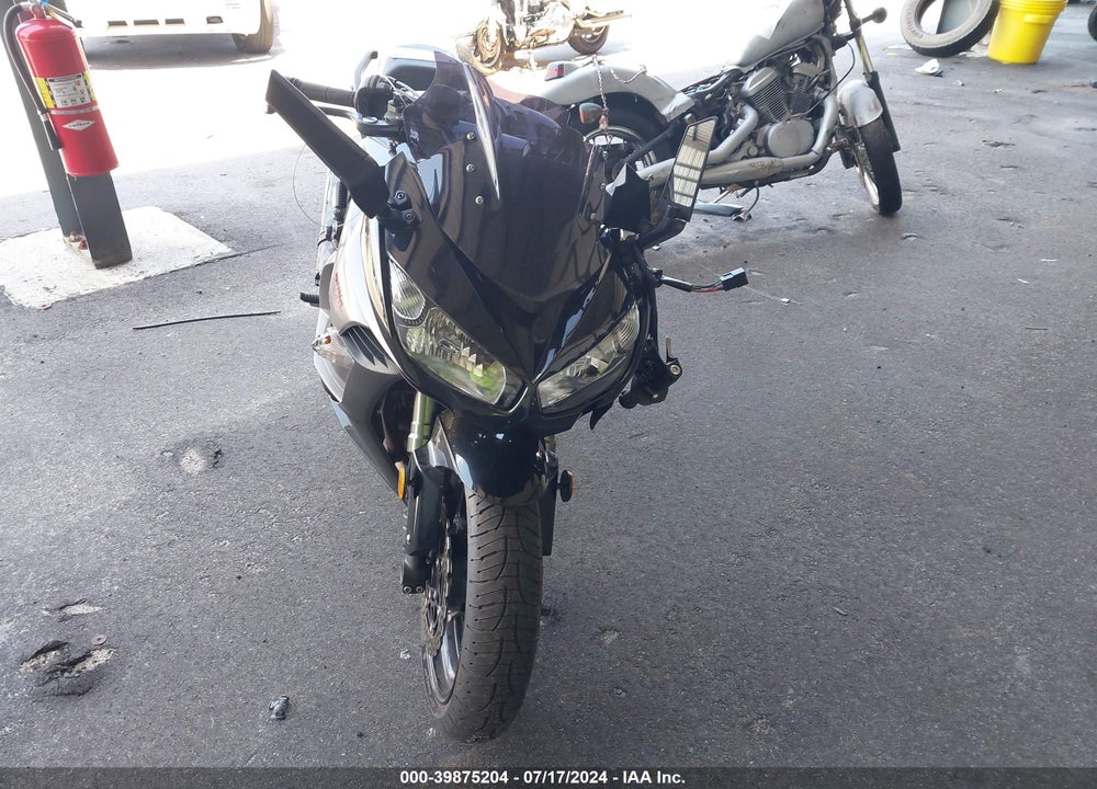 2012 KAWASAKI ZX1000 G VIN: JKAZXCG14CA014575
