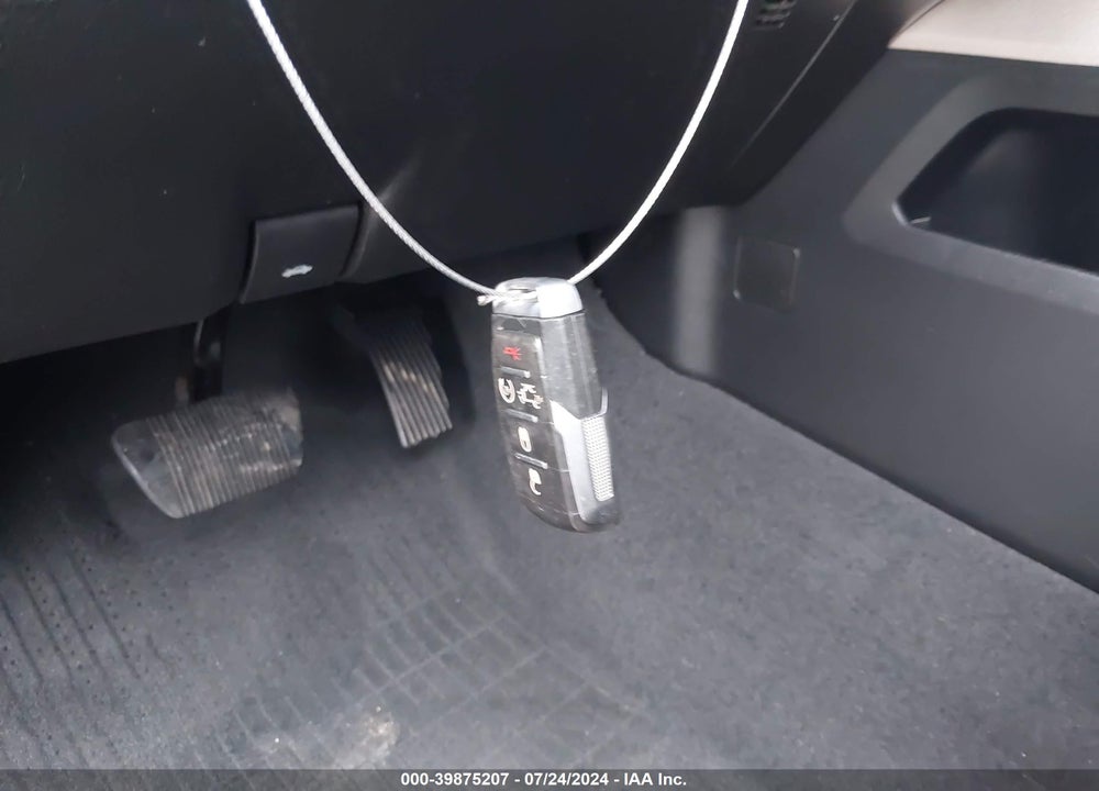 2019 RAM 1500 LAIE  4X4 5'7 BOX VIN: 1C6SRFJT3KN671265