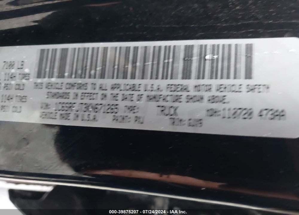 2019 RAM 1500 LAIE  4X4 5'7 BOX VIN: 1C6SRFJT3KN671265