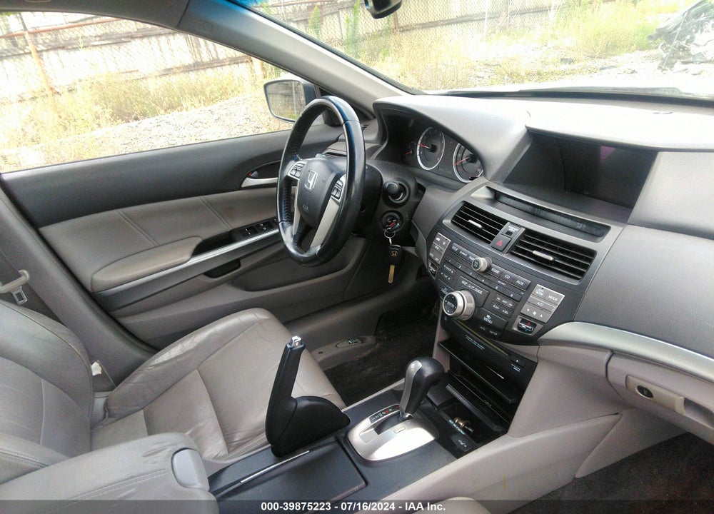 2008 HONDA ACCORD 2.4 EX-L VIN: 1HGCP268X8A037002