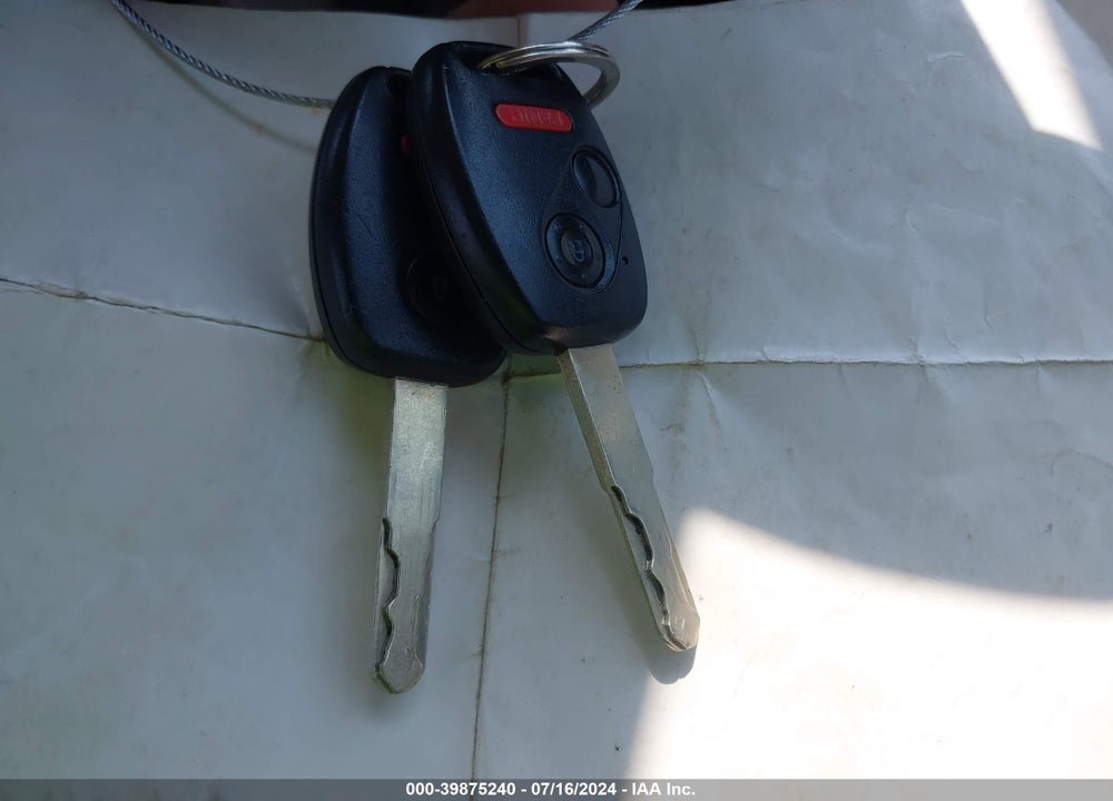 2010 HONDA CIVIC LX VIN: 2HGFA1F50AH568943
