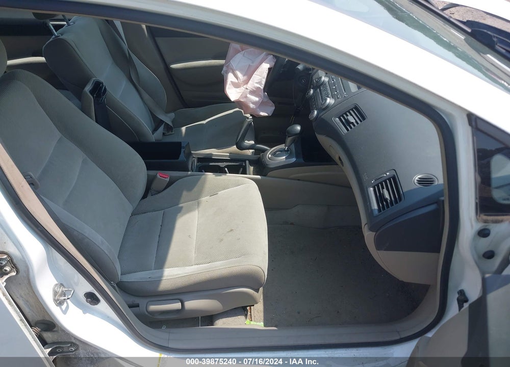 2010 HONDA CIVIC LX VIN: 2HGFA1F50AH568943