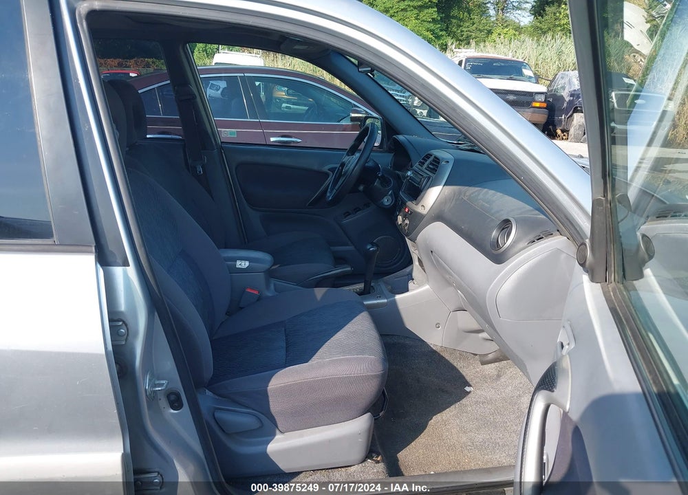 2002 TOYOTA RAV4 VIN: JTEHH20V226045682