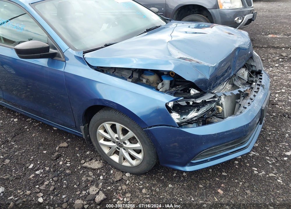 2015 VOLKSWAGEN JETTA 1.8T SE VIN: 3VWD17AJ8FM315145