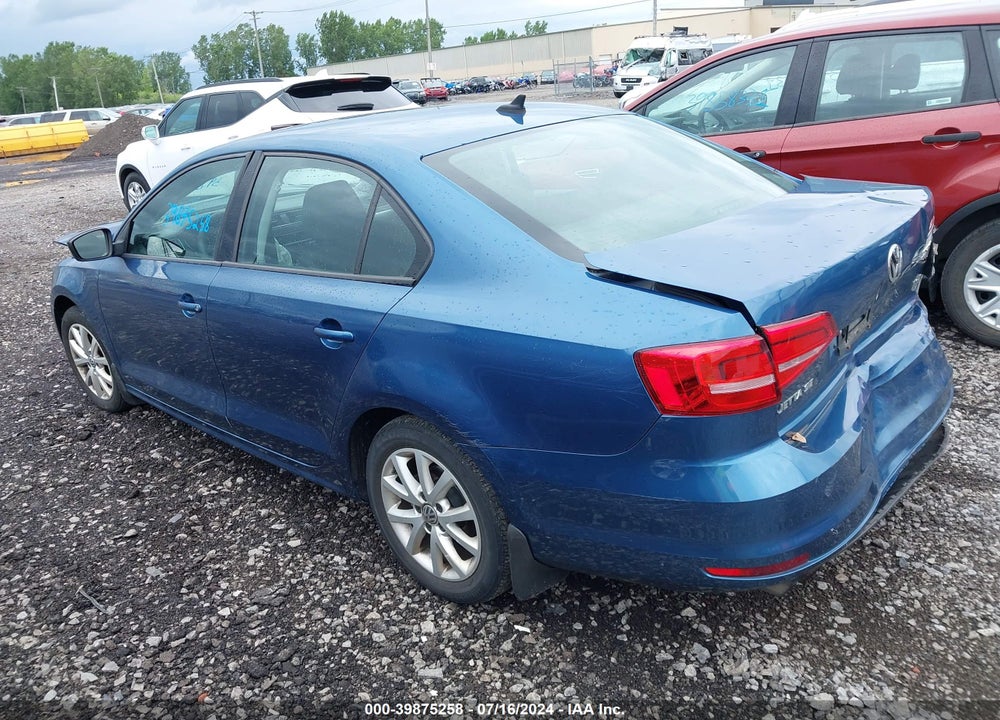 2015 VOLKSWAGEN JETTA 1.8T SE VIN: 3VWD17AJ8FM315145
