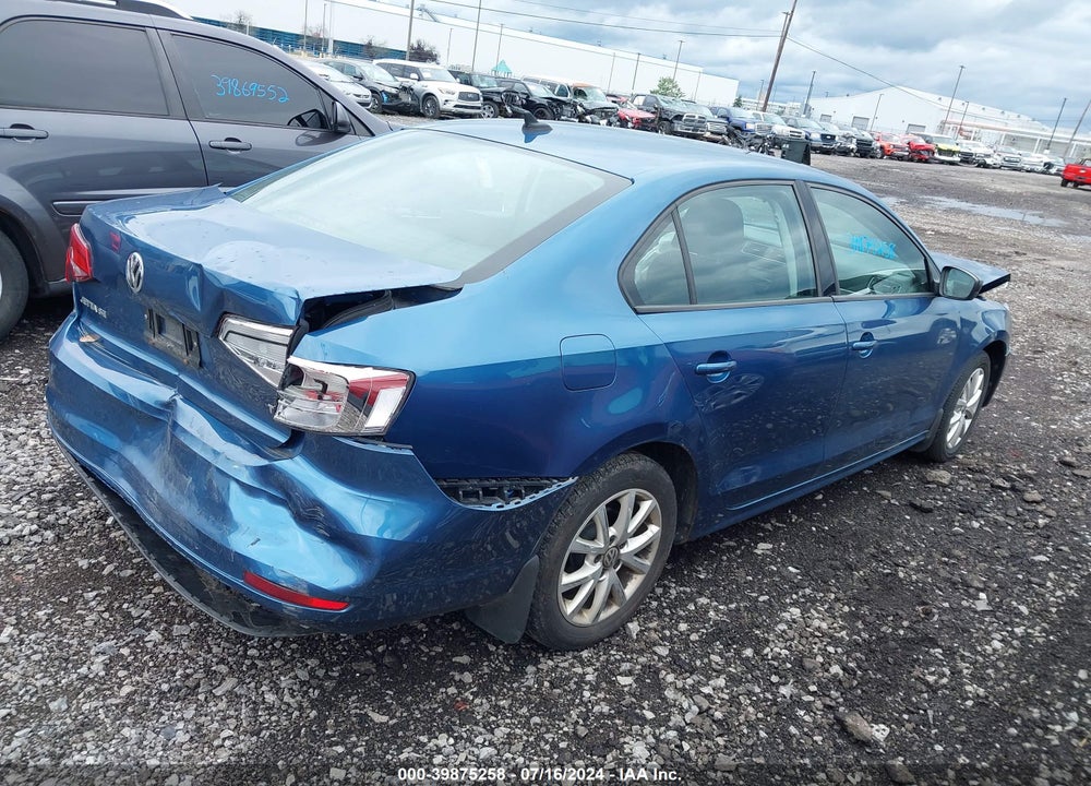 2015 VOLKSWAGEN JETTA 1.8T SE VIN: 3VWD17AJ8FM315145