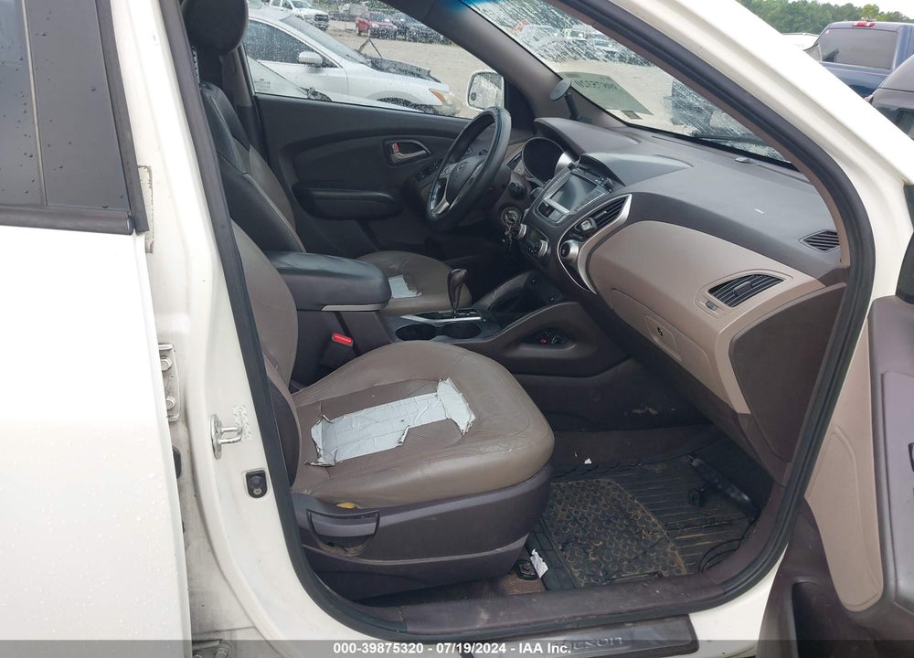 2010 HYUNDAI TUCSON LIMITED VIN: KM8JU3AC0AU020676