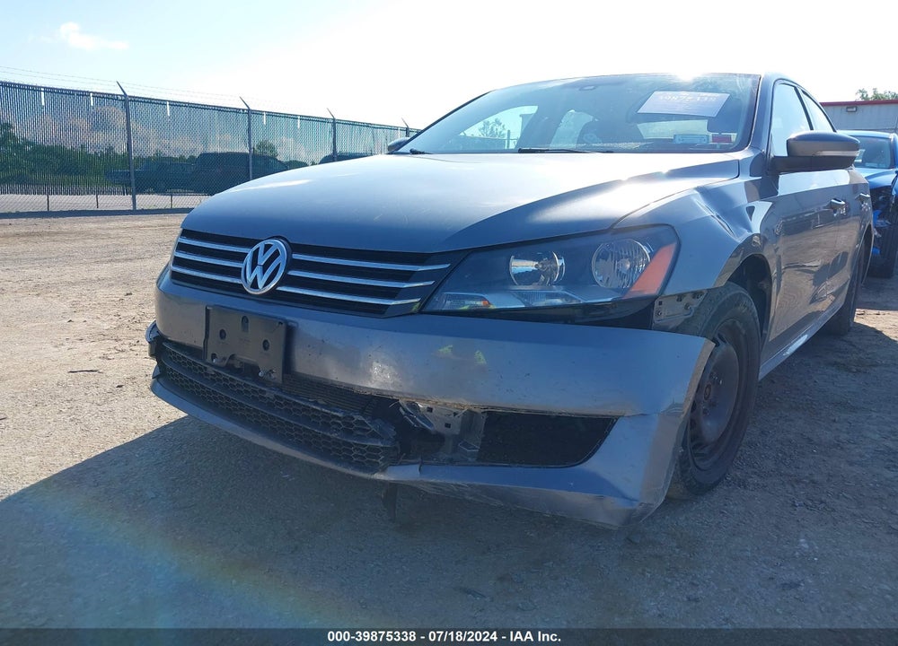 2015 VOLKSWAGEN PASSAT 1.8T S VIN: 1VWAT7A3XFC042127
