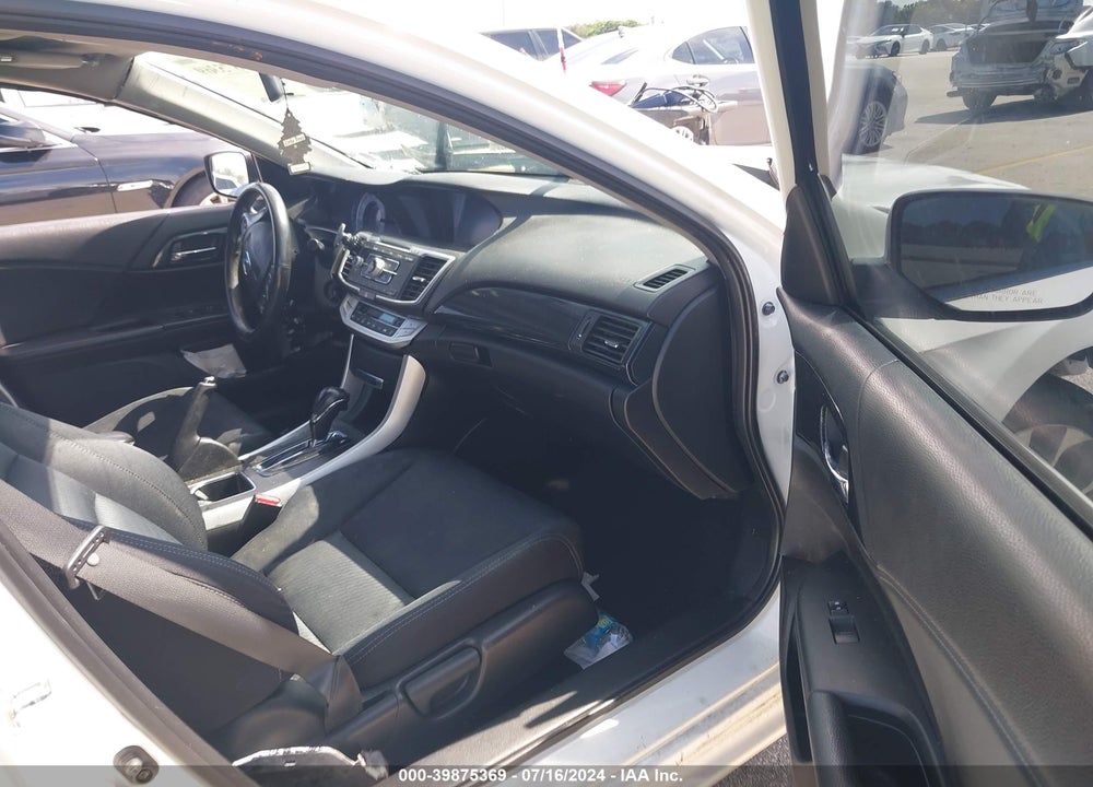 2015 HONDA ACCORD SPORT VIN: 1HGCR2F57FA242192