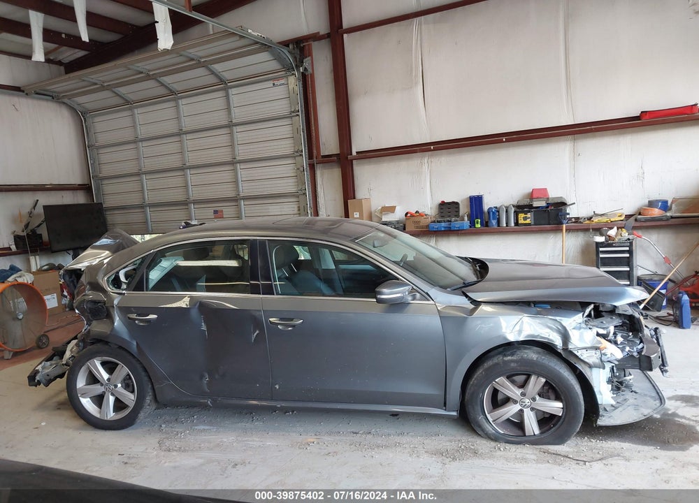2013 VOLKSWAGEN PASSAT 2.5L SE VIN: 1VWBP7A3XDC111534