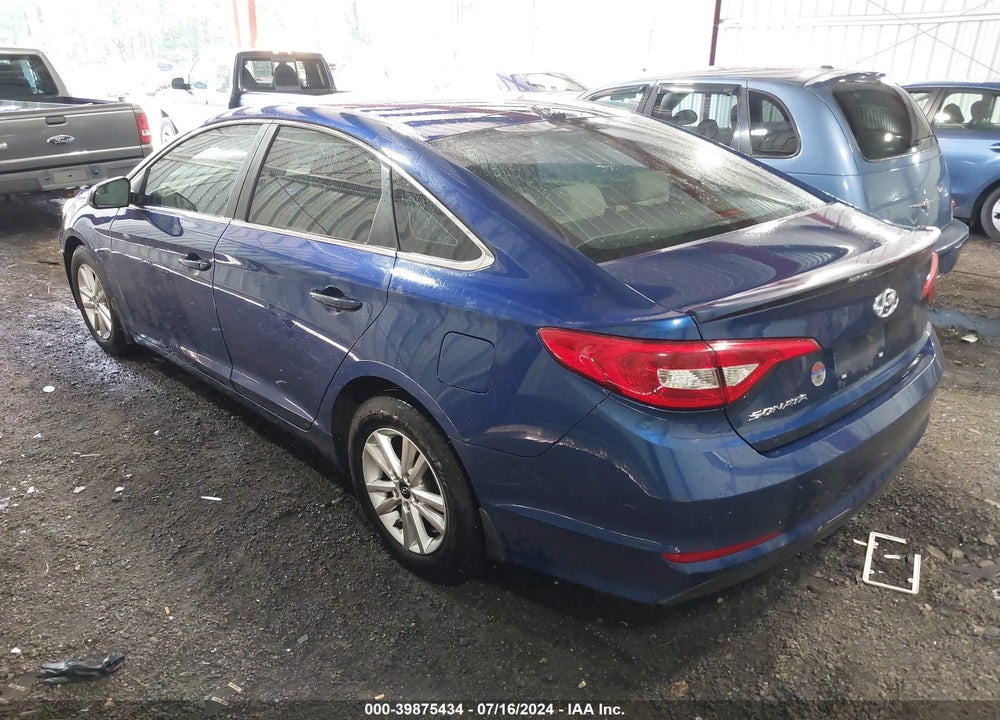 2015 HYUNDAI SONATA SE VIN: 5NPE24AF2FH085574