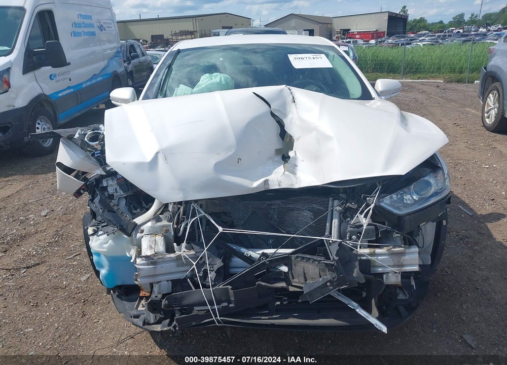 2015 FORD FUSION SE VIN: 3FA6P0H7XFR159243