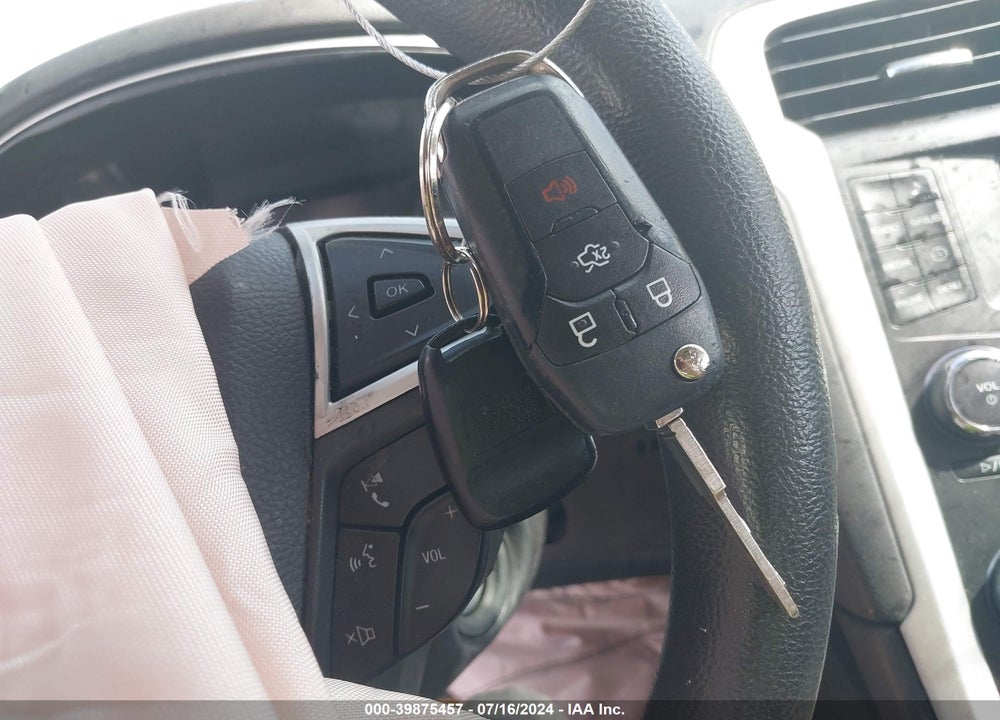2015 FORD FUSION SE VIN: 3FA6P0H7XFR159243