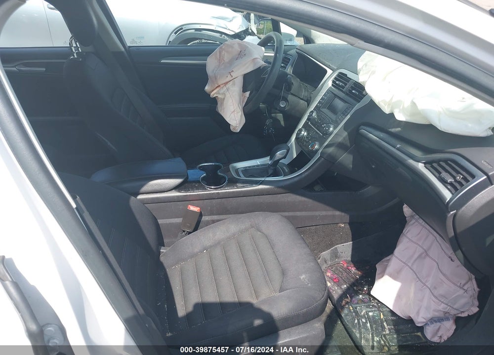 2015 FORD FUSION SE VIN: 3FA6P0H7XFR159243
