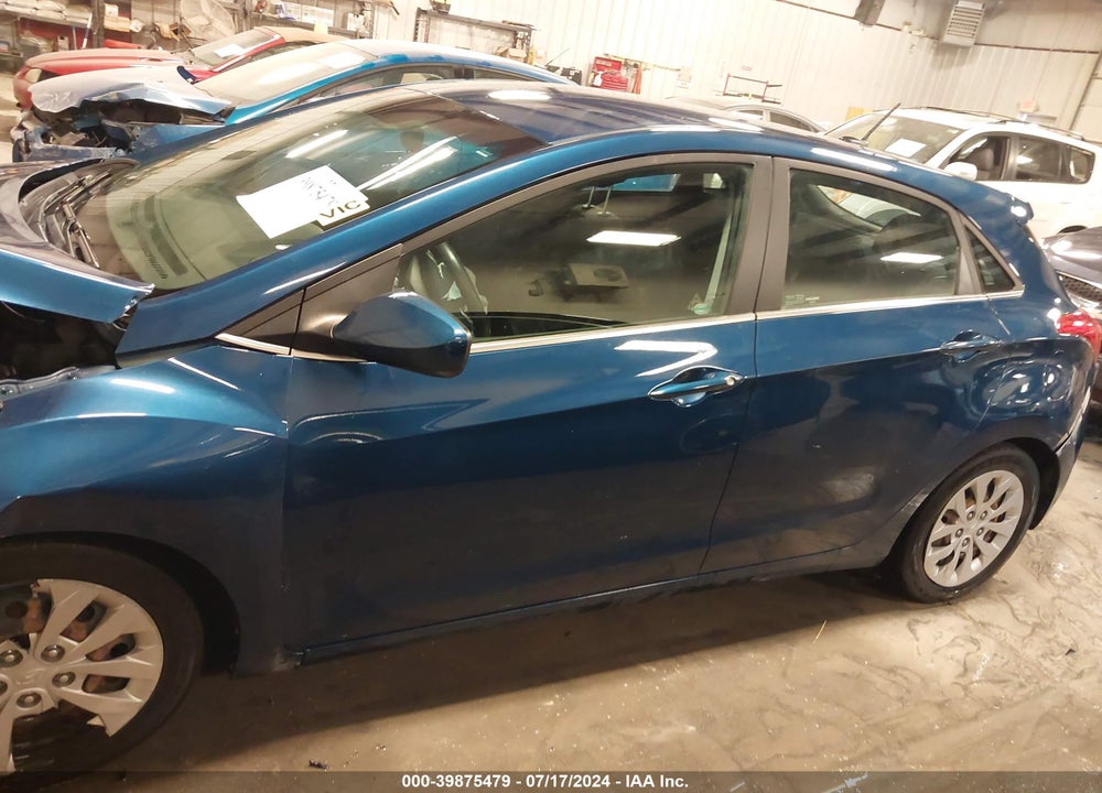 2016 HYUNDAI ELANTRA GT VIN: KMHD35LH1GU318666