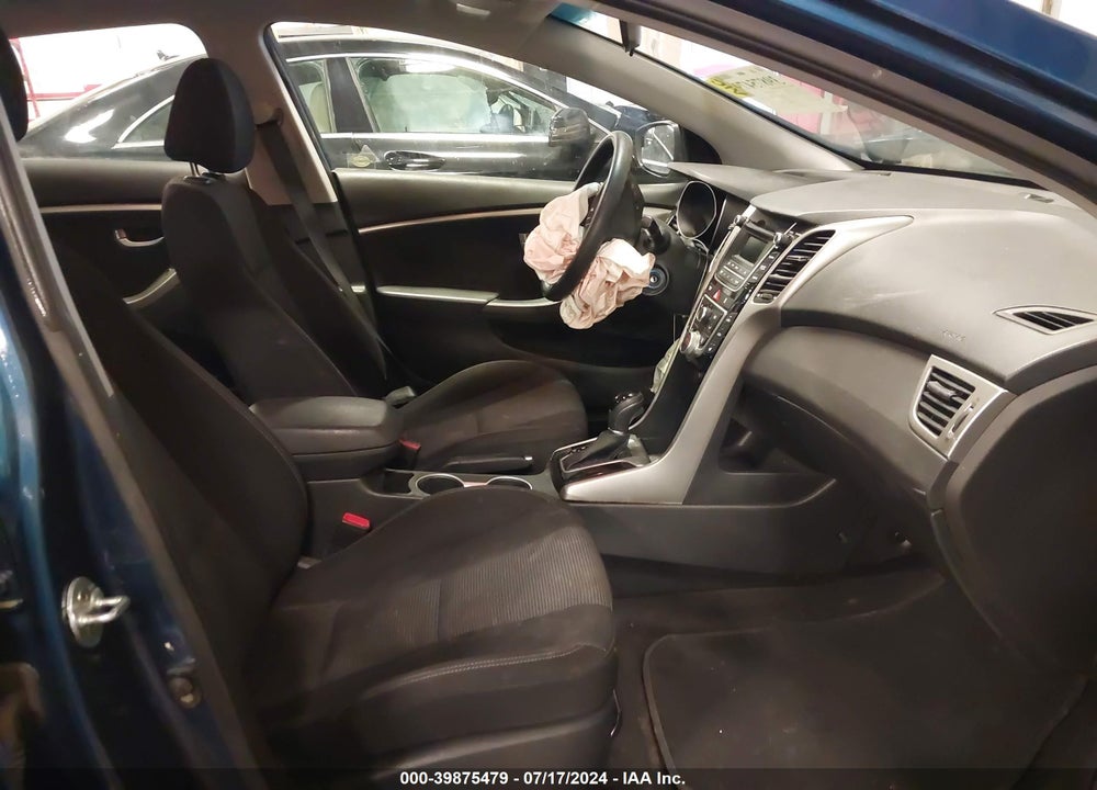 2016 HYUNDAI ELANTRA GT VIN: KMHD35LH1GU318666