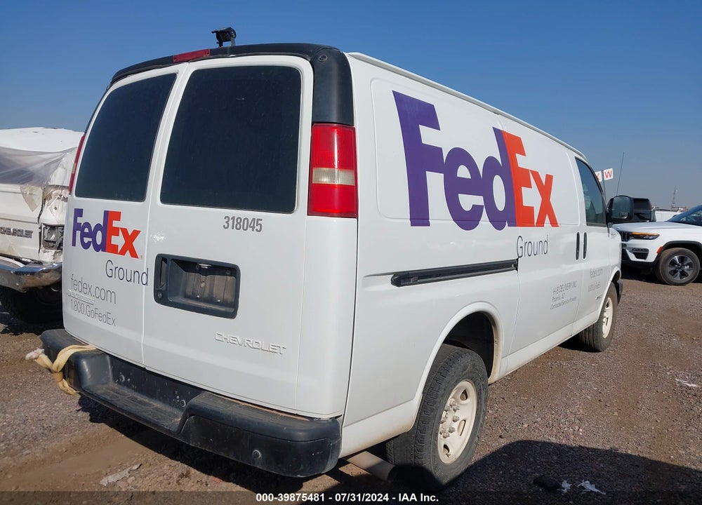 2005 CHEVROLET EXPRESS VIN: 1GCGG25V751177608
