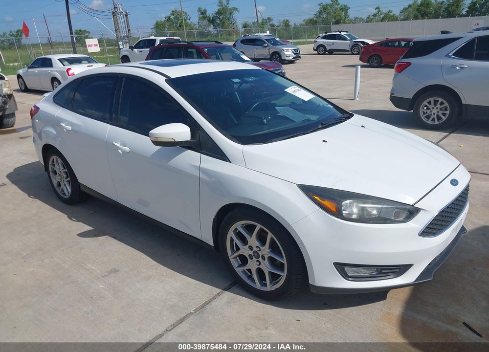 2015 FORD FOCUS SE VIN: 1FADP3F2XFL268459