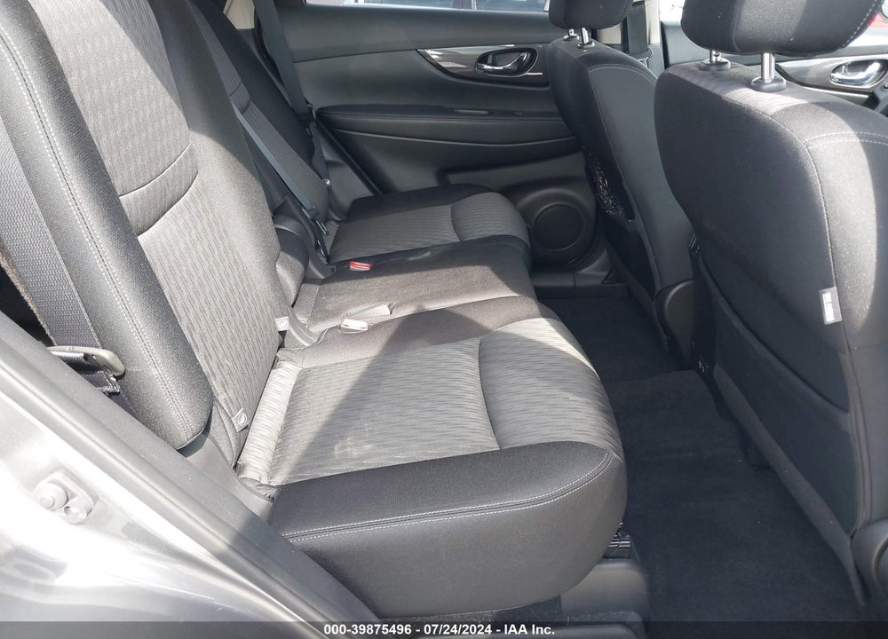 2019 NISSAN ROGUE SV VIN: JN8AT2MV1KW400621