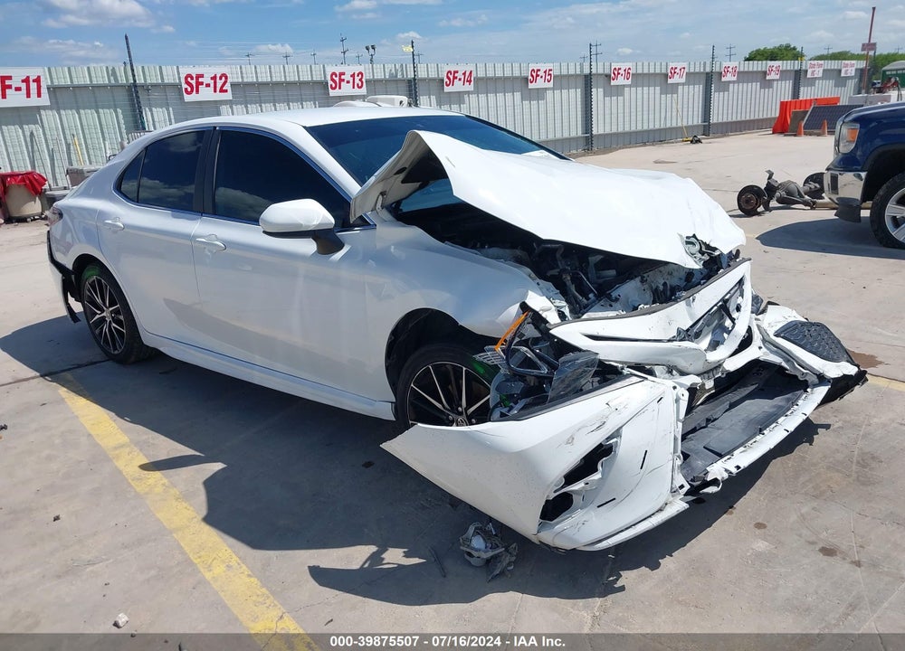 2021 TOYOTA CAMRY SE VIN: 4T1G11AK8MU467520