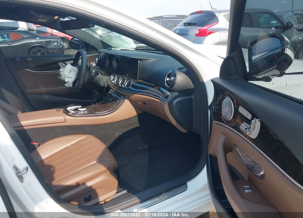 2019 MERCEDES-BENZ E 300 VIN: WDDZF4JB9KA505809