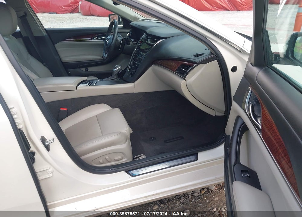 2014 CADILLAC CTS LUXURY VIN: 1G6AR5SX2E0169867