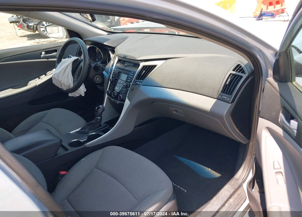 2014 HYUNDAI SONATA GLS VIN: 5NPEB4AC4EH884972