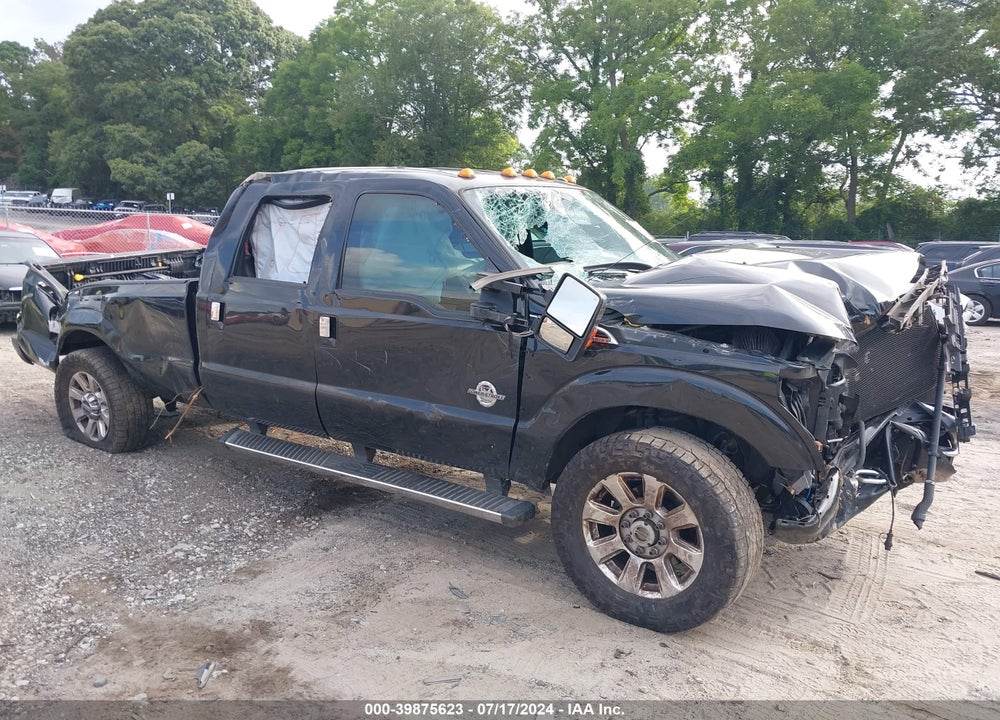 2015 FORD F-350 LARIAT VIN: 1FT8W3BT9FED35652