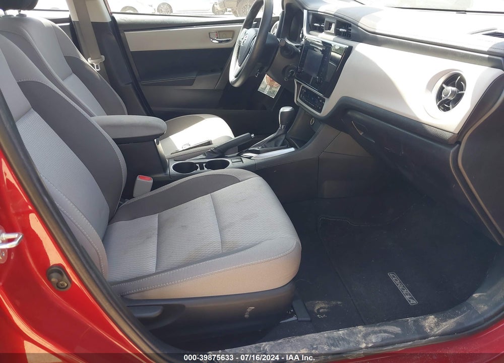 2018 TOYOTA COROLLA LE VIN: 2T1BURHE6JC006457