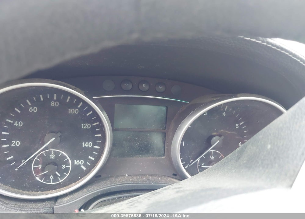 2008 MERCEDES-BENZ GL 450 4MATIC VIN: 4JGBF71E28A310033