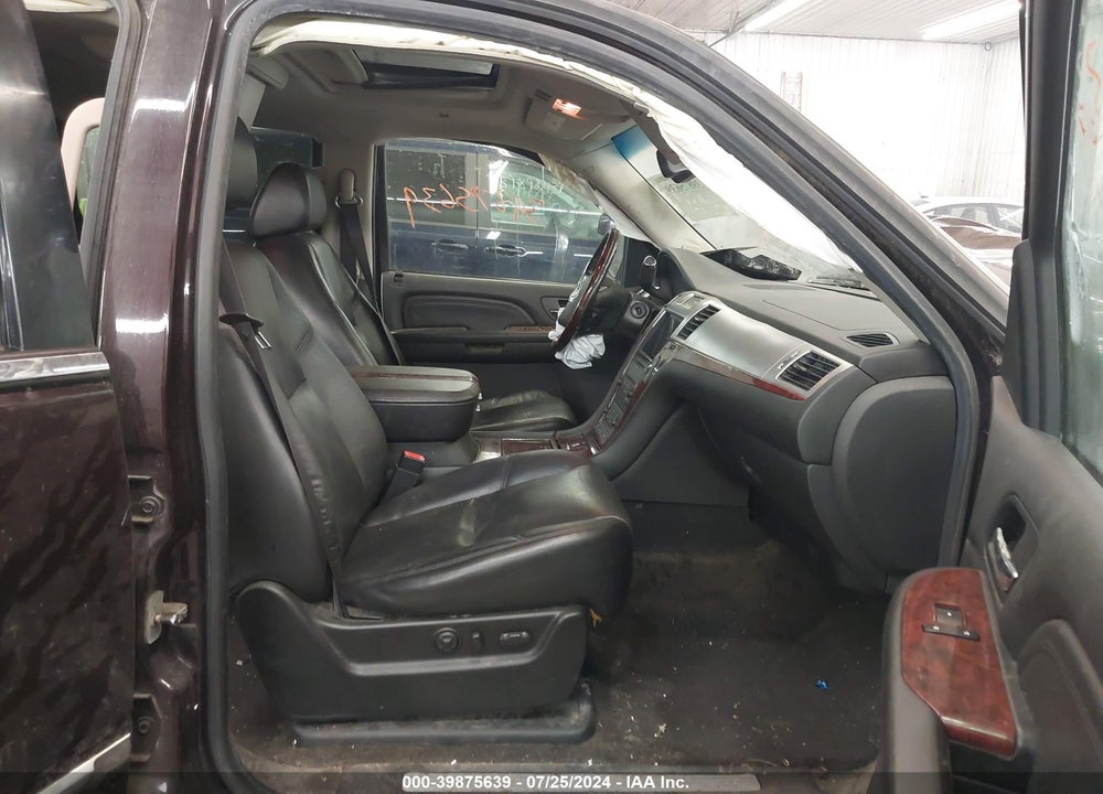 2009 CADILLAC ESCALADE ESV STANDARD VIN: 1GYFK26279R172327