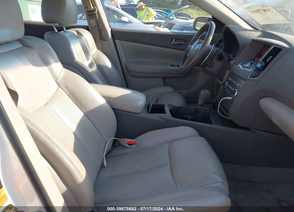 2009 NISSAN MAXIMA 3.5 SV VIN: 1N4AA51E39C824522