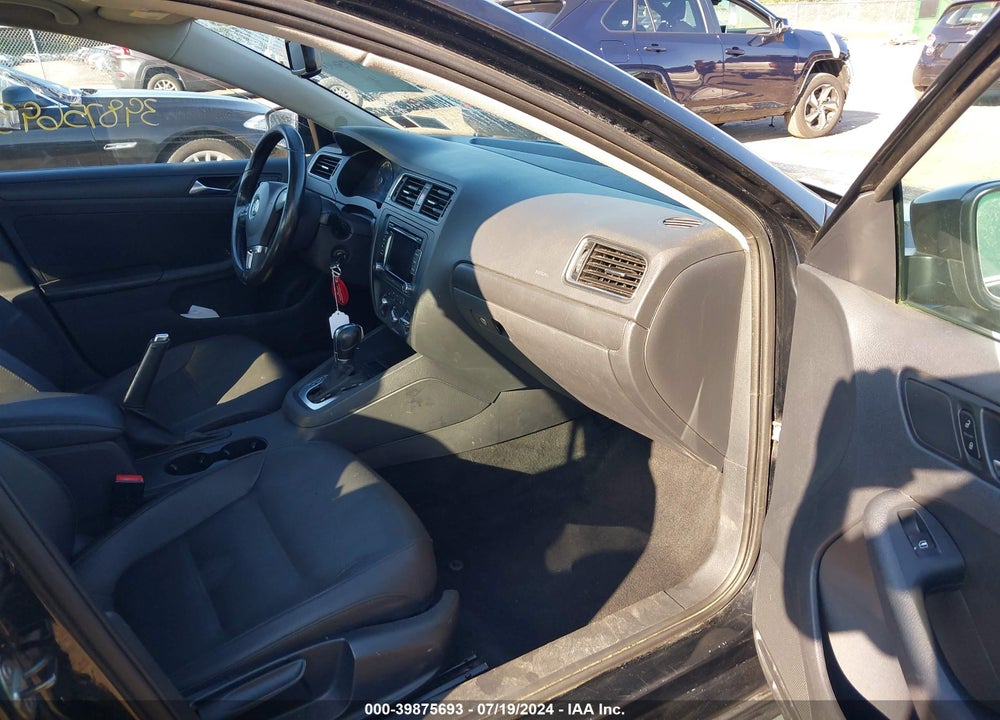 2011 VOLKSWAGEN JETTA 2.5L SE VIN: 3VWDX7AJ9BM362869