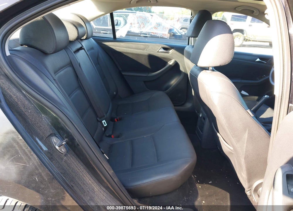 2011 VOLKSWAGEN JETTA 2.5L SE VIN: 3VWDX7AJ9BM362869