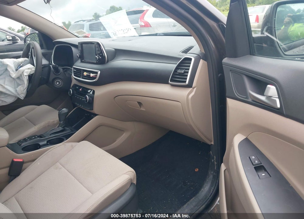 2020 HYUNDAI TUCSON SE VIN: KM8J2CA41LU204672