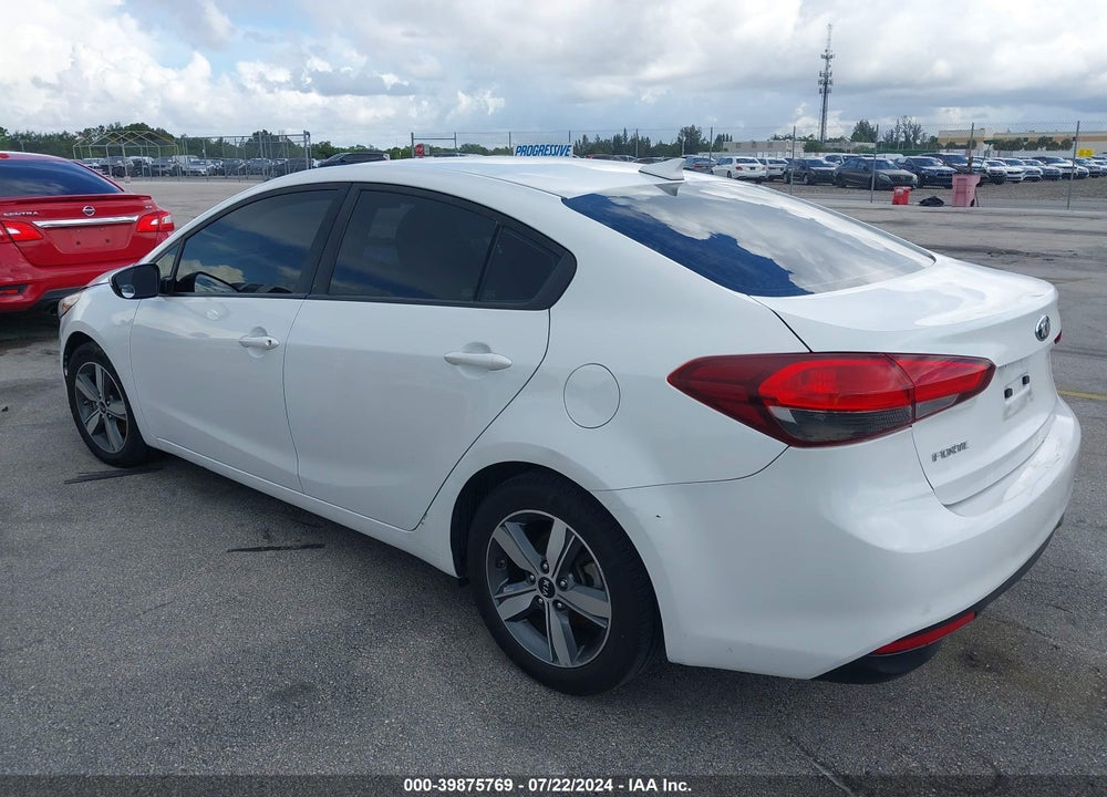 2018 KIA FORTE LX VIN: 3KPFL4A72JE219250