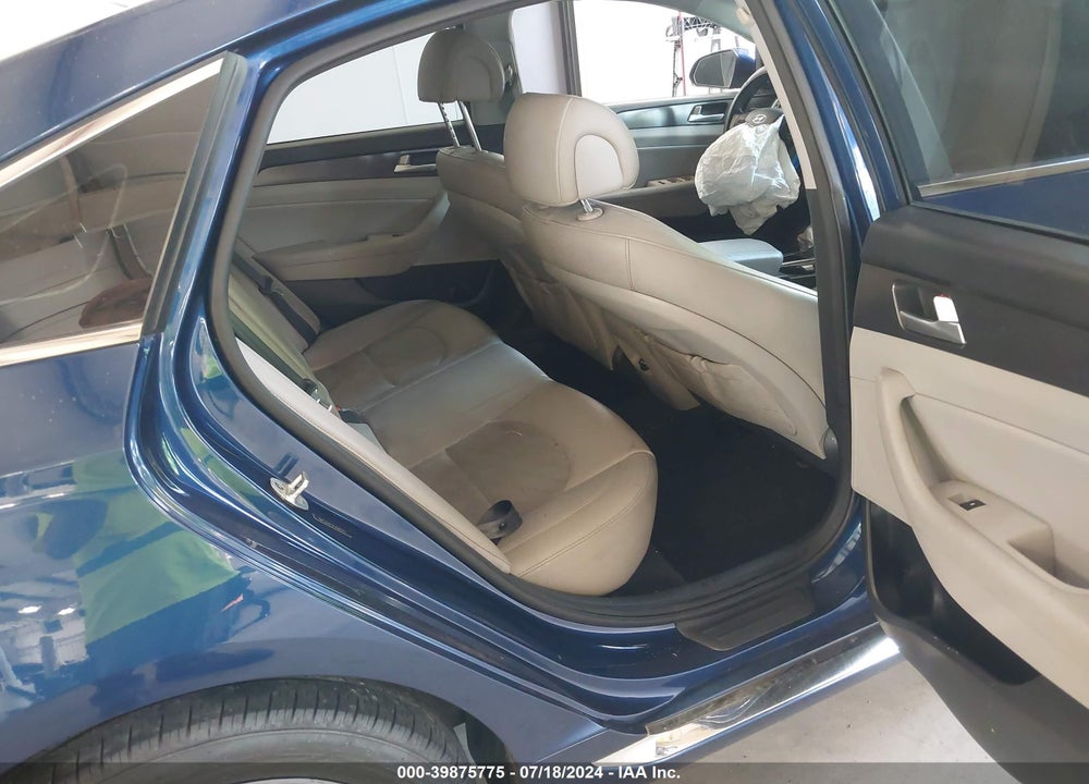 2015 HYUNDAI SONATA SPORT VIN: 5NPE34AF9FH095225