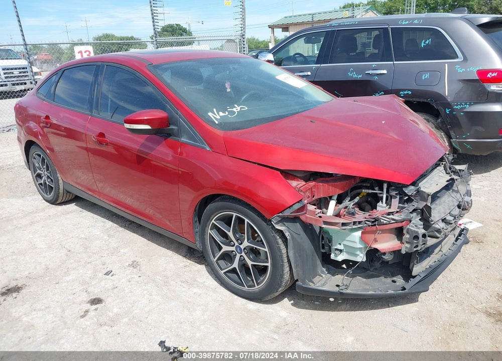 2018 FORD FOCUS SEL VIN: 1FADP3H23JL321475