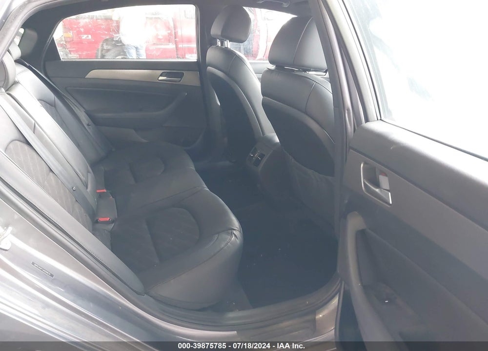 2018 HYUNDAI SONATA SPORT VIN: 5NPE34AF1JH699635