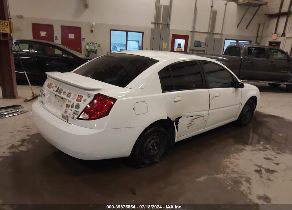 2004 SATURN ION 2 VIN: 1G8AJ52F04Z221402