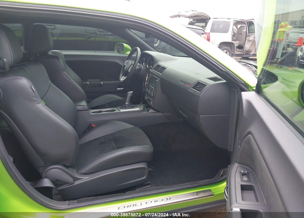 2011 DODGE CHALLENGER SRT8 VIN: 2B3CJ7DJ7BH601296